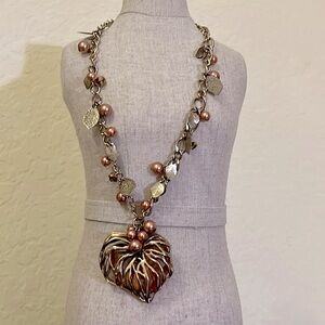 🌈3/$20Hearth necklace with leafs